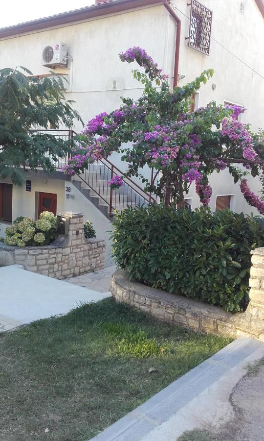 Apartment Ruza 2021 Premantura Exterior foto